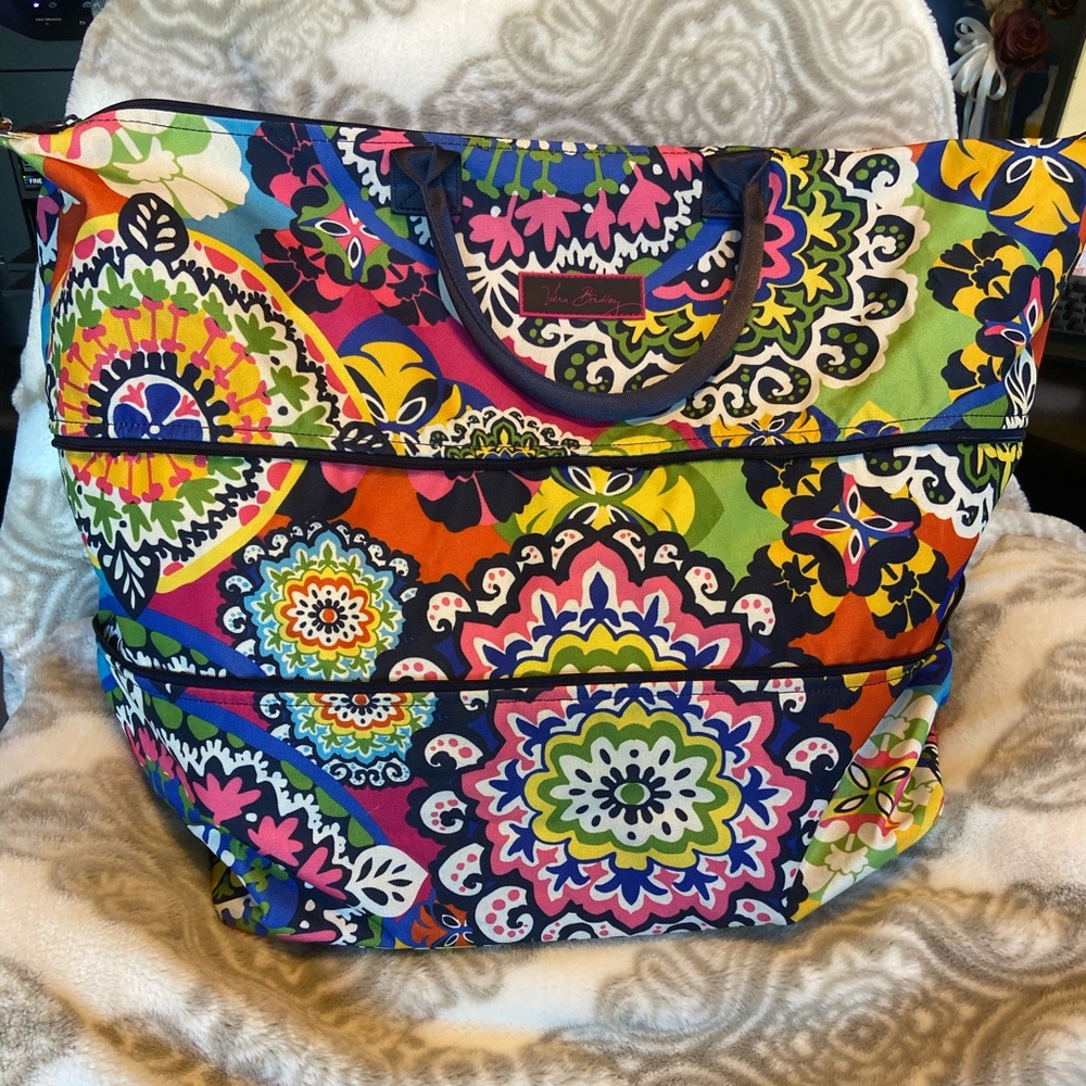 Vera Bradley tote.